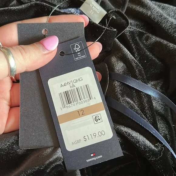 NWT Velvet Midi Dress with Chiffon Flutter SleevesTiered Hem A4HV1QHL size 12 - Picture 4 of 8